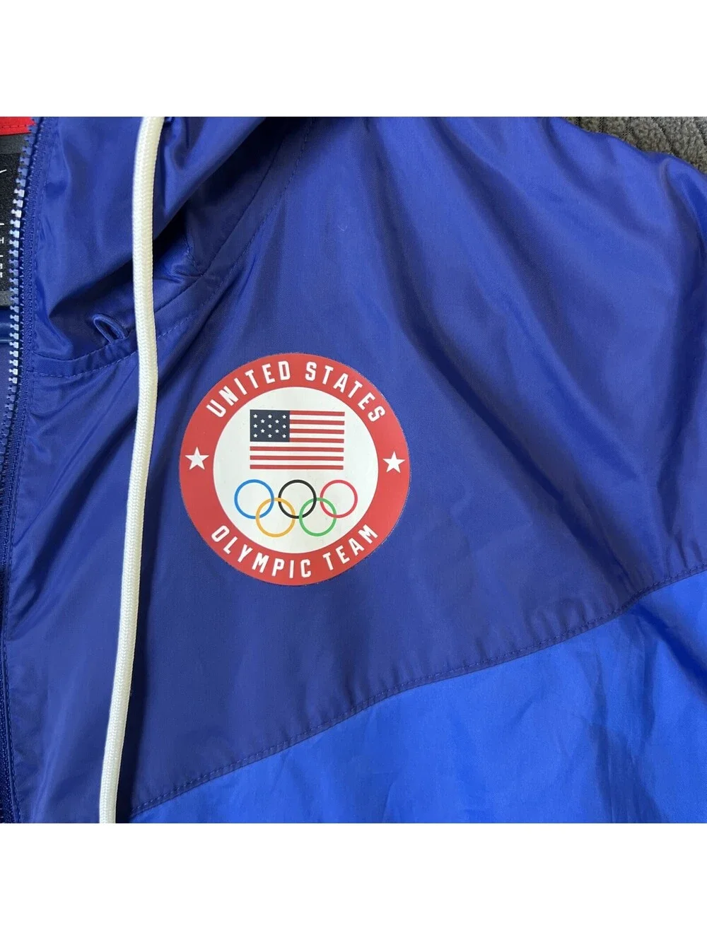 Nike Women's Team USA 2020 Tokyo Olympic Windrunner Jacket Blue Small  (1148-2A)